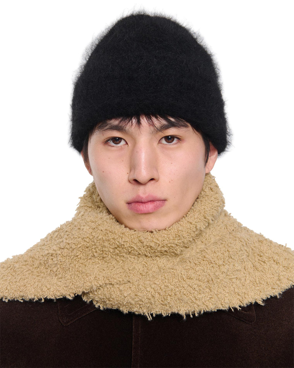 Fuzzy Beanie Black Alpaca