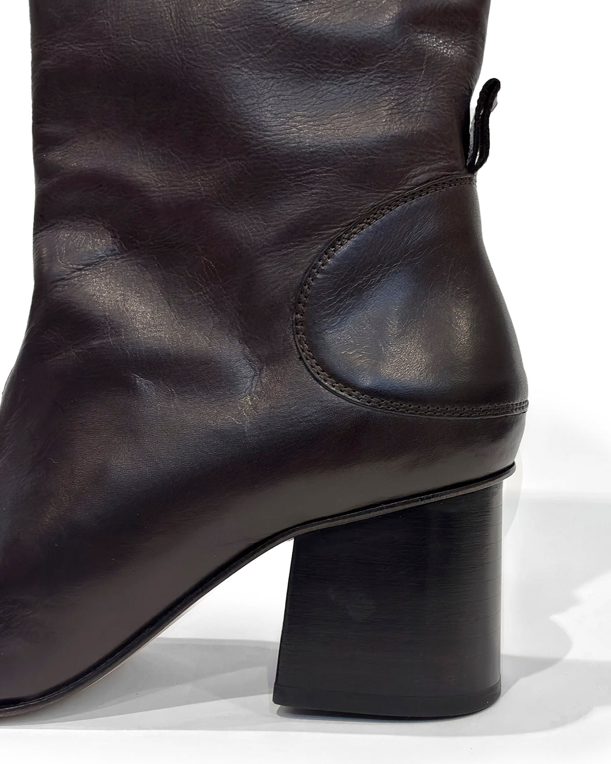 Strutter Boot Matted Brown Waxed Bovine