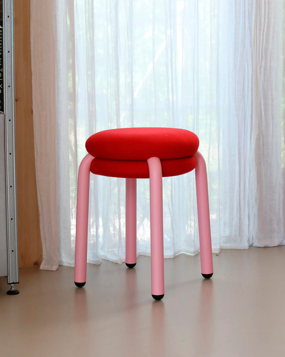 Stool Macaron Red/Pink