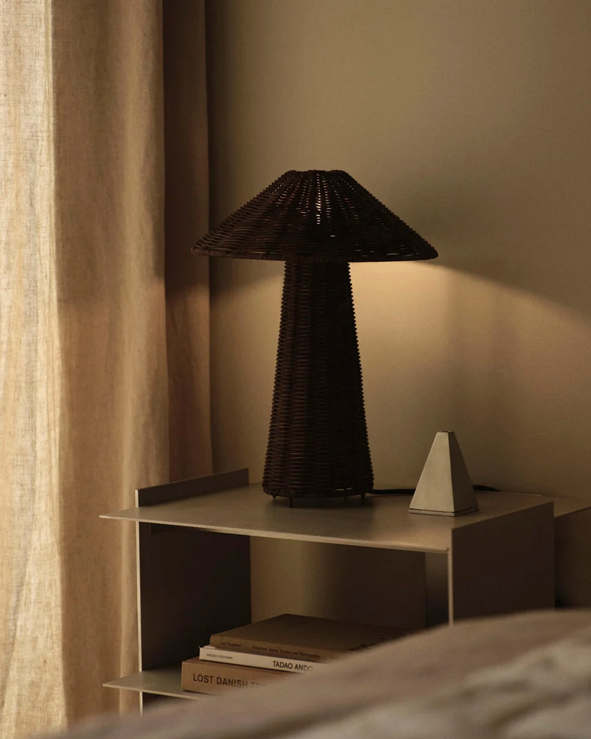 Lager Side Table Aluminium