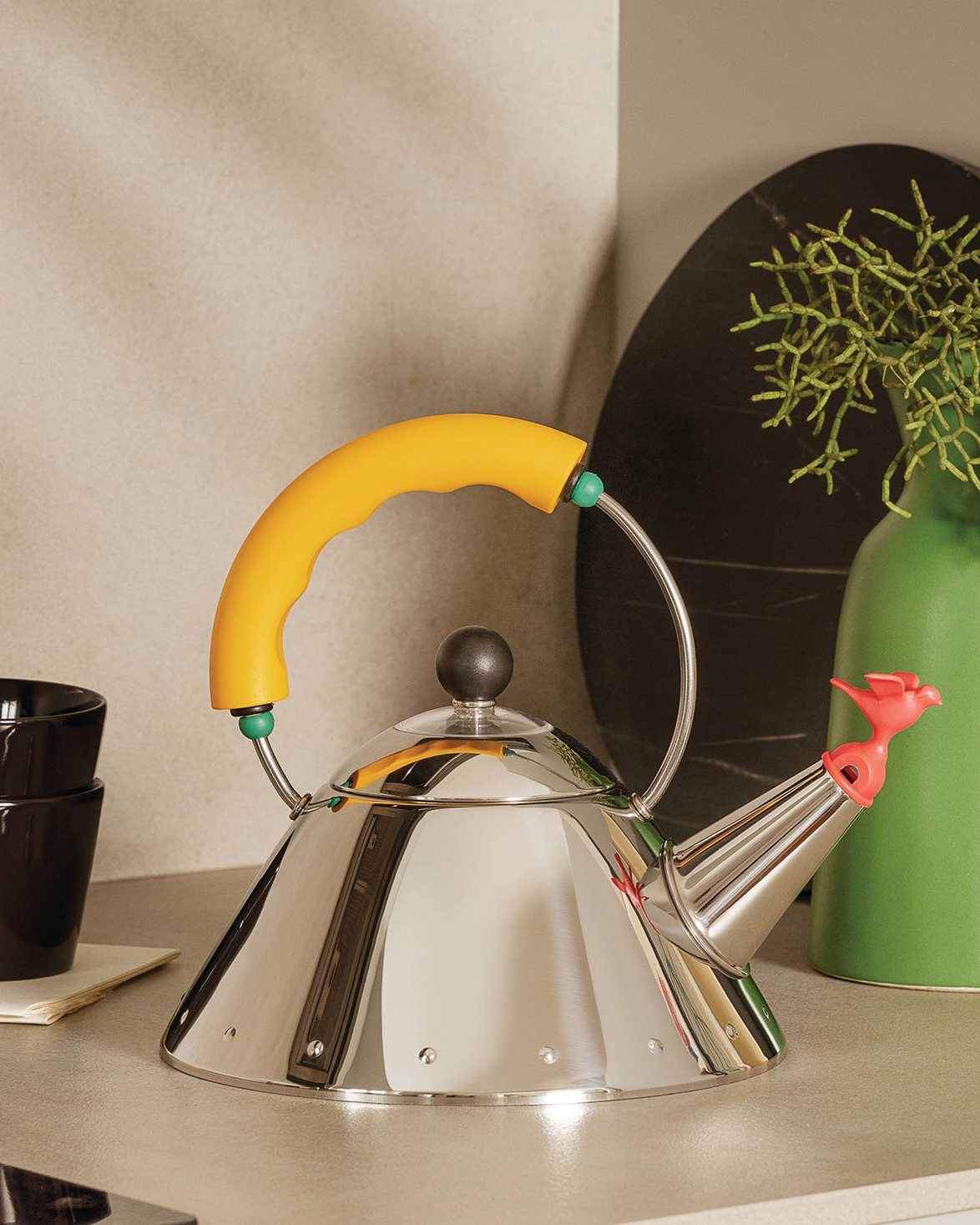 Bird Kettle Yellow