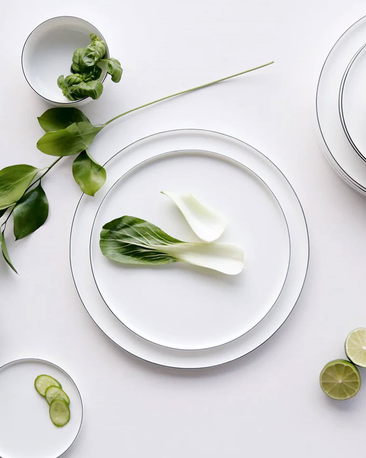 Dessert Plate Black Rim White