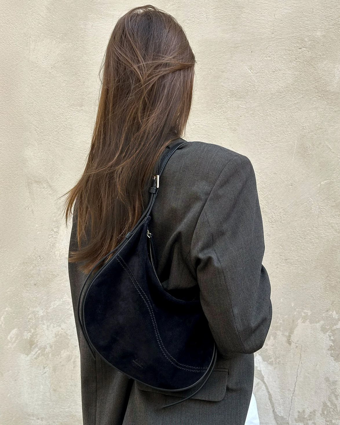 Liveri Small Hobo Bag Black Suede