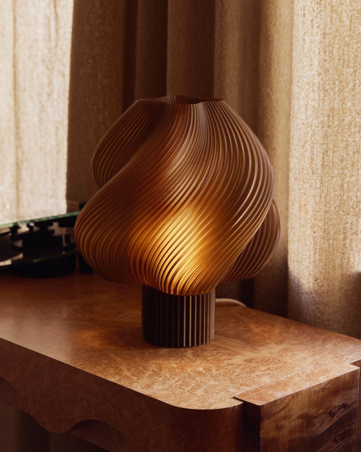 Soft Serve Table Lamp Grande Caramel
