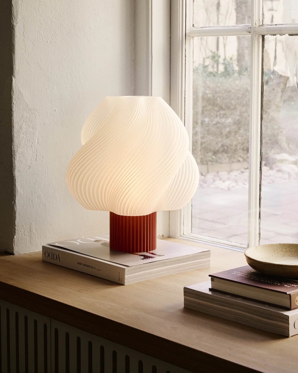 Soft Serve Table Lamp Grande Rhubarb