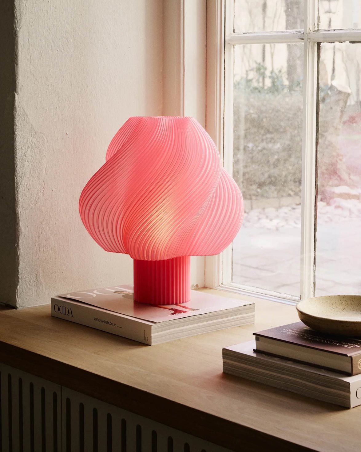 Soft Serve Table Lamp Grande Sorbet Peach