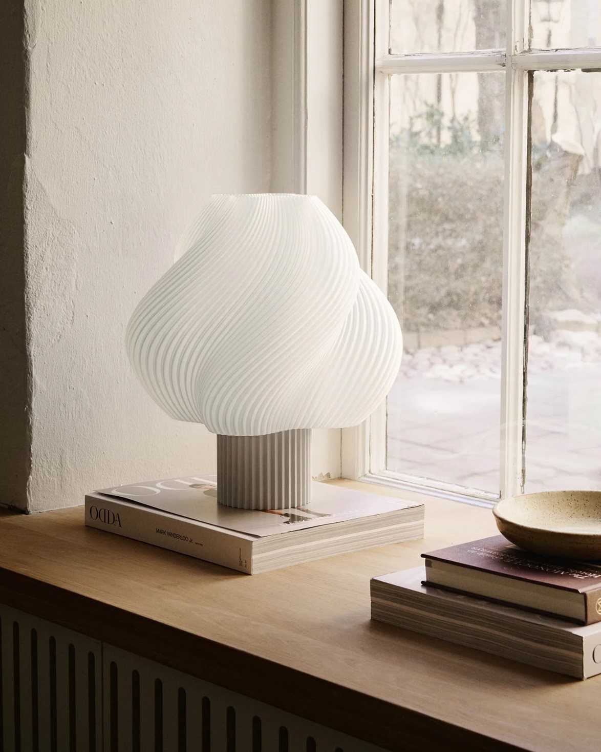 Soft Serve Table Lamp Grande Vanilla Bean