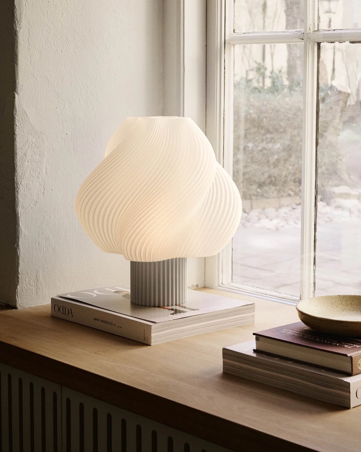 Soft Serve Table Lamp Grande Vanilla Bean