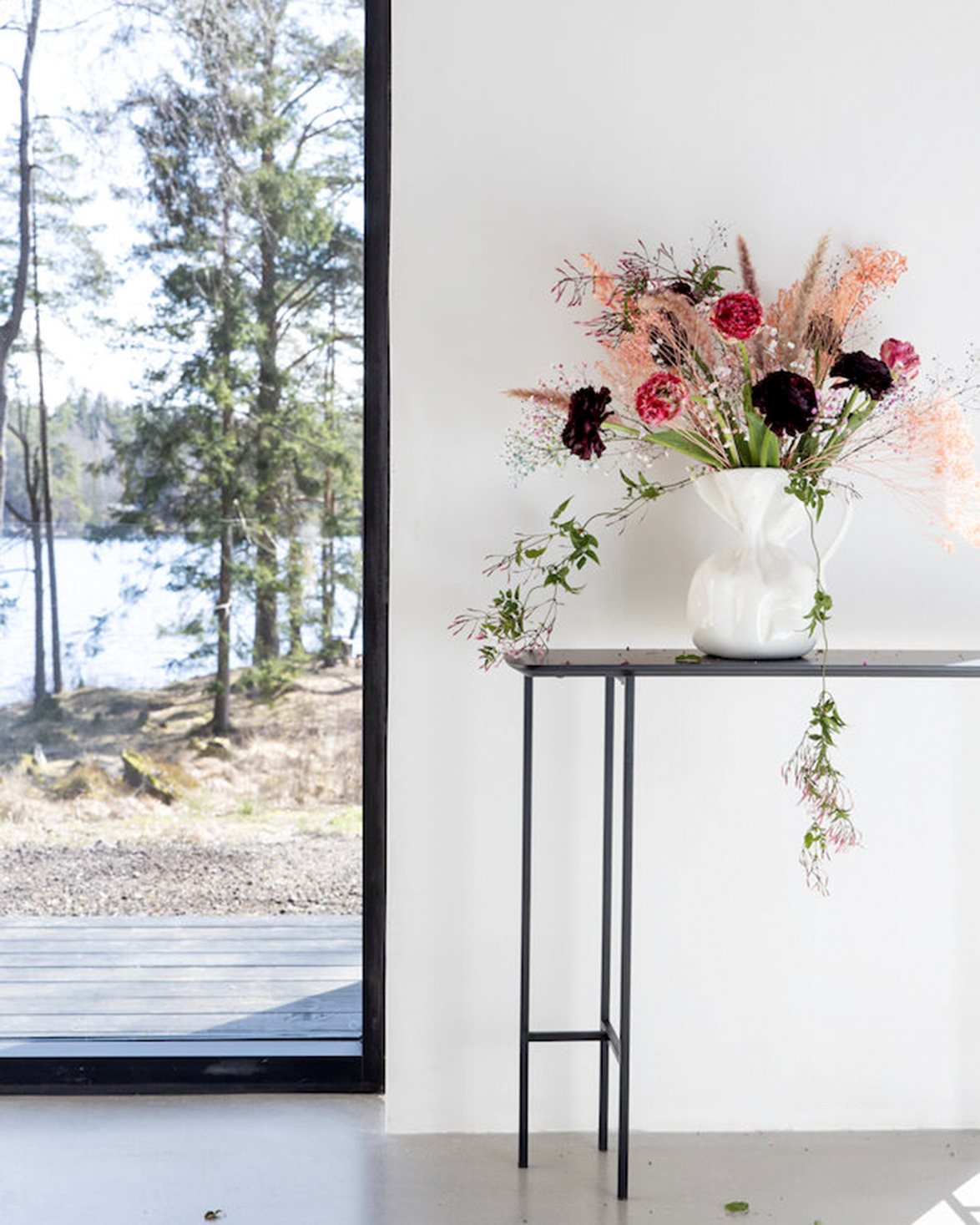 Crumple Vase White