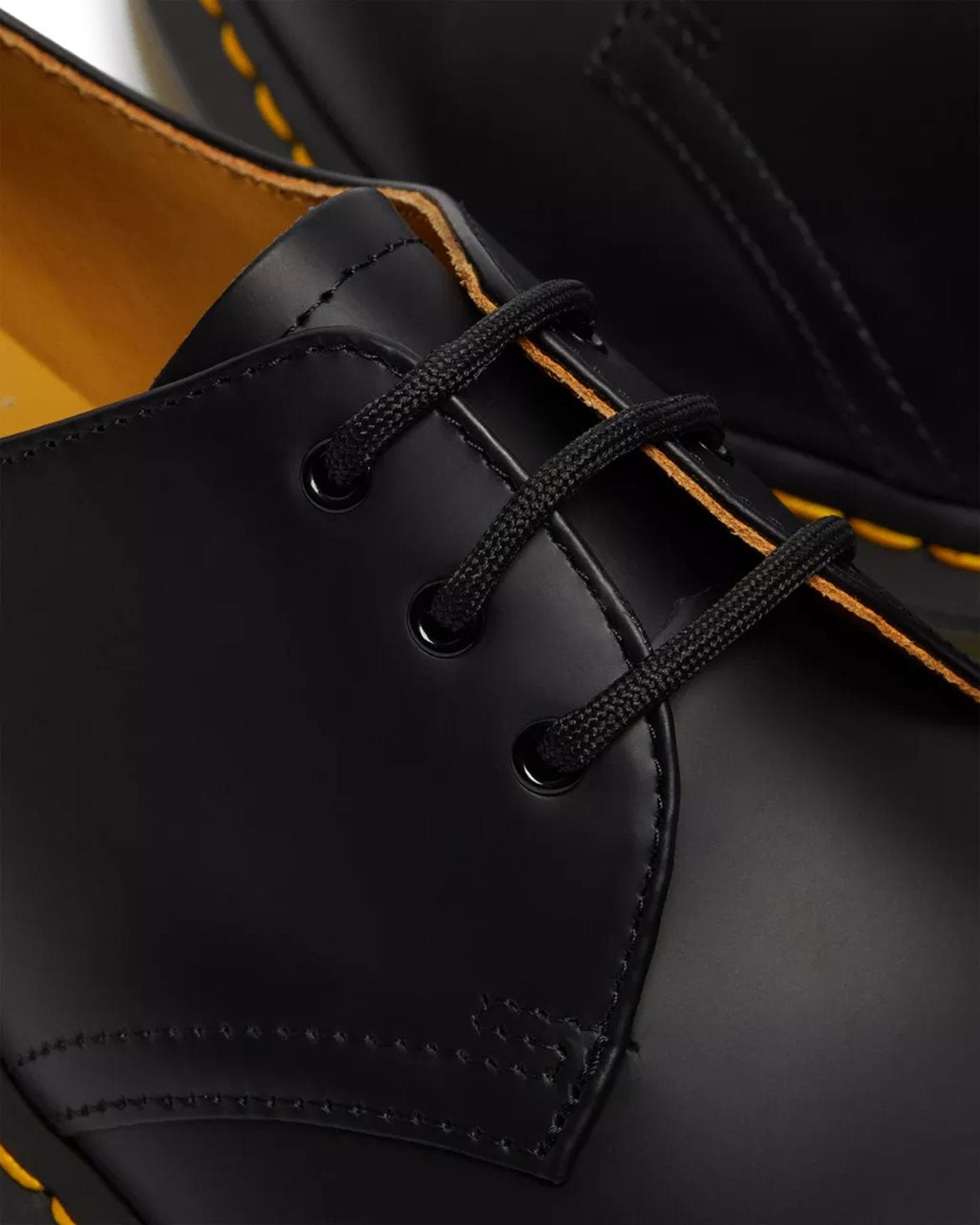 1461 Black Smooth