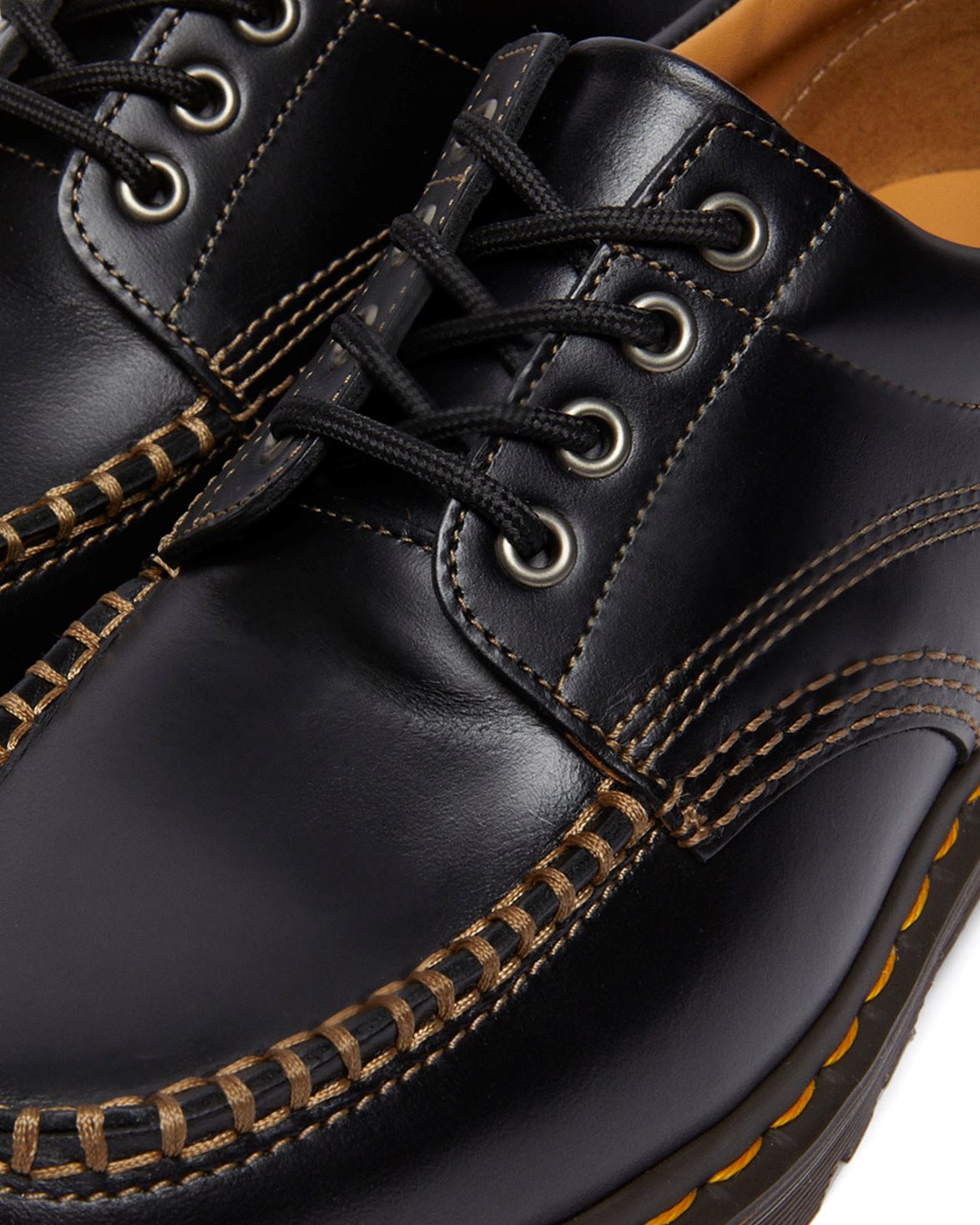 Lowell Moc Toe Shoes Black Analine