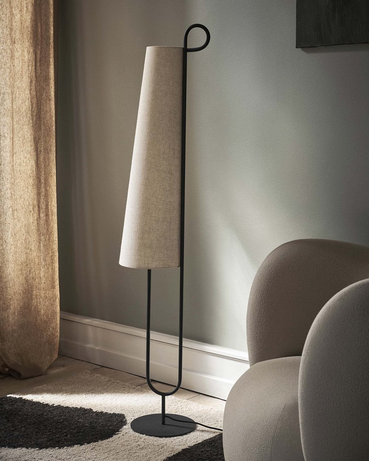 Ancora Floor Lamp Black Natural