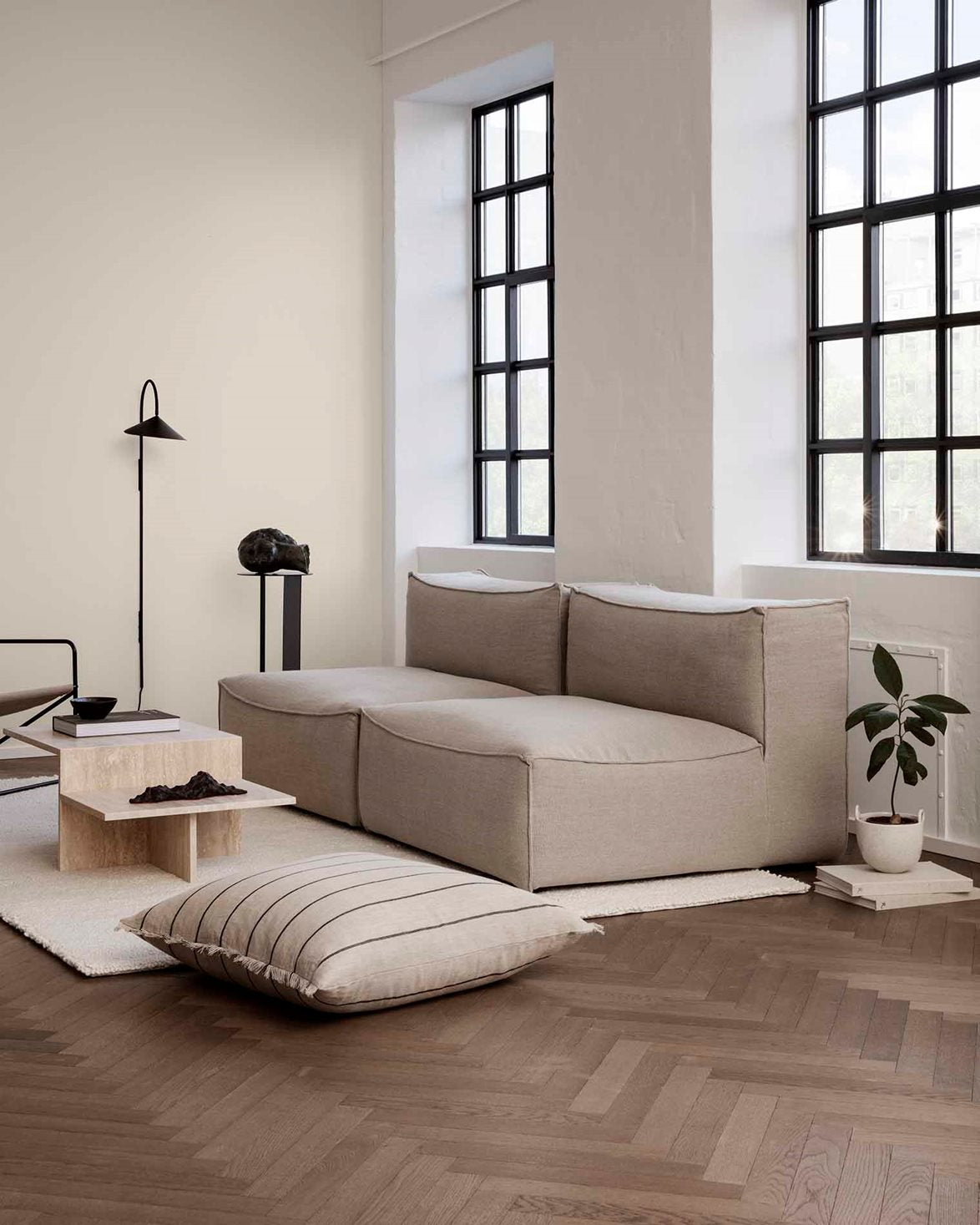Catena Center Large Light Beige