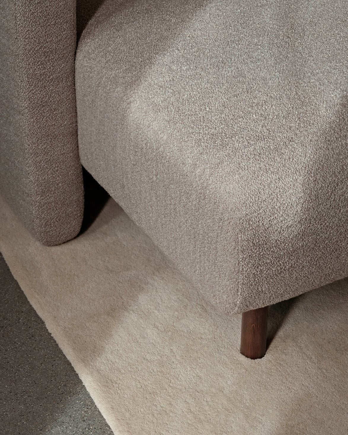 Dase Sofa Chaise Lounge Left Soft Bouclé Natural