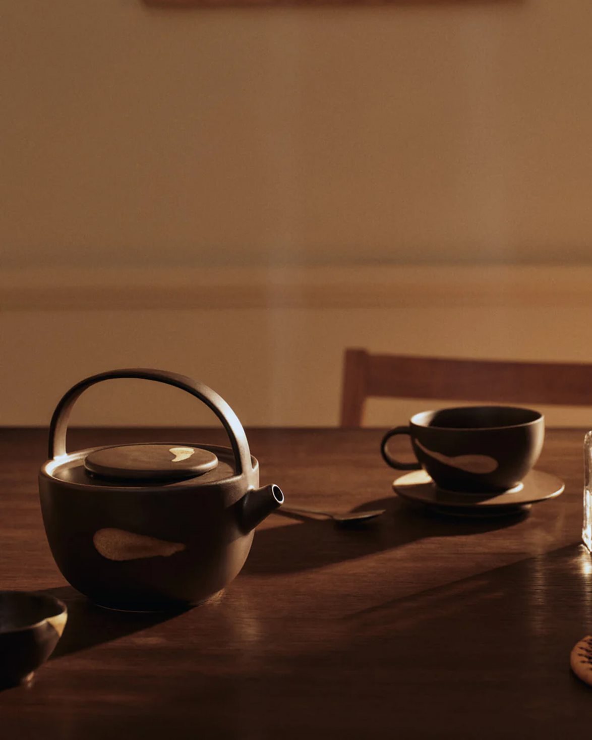 Koyo Teapot Dark Brownbuff