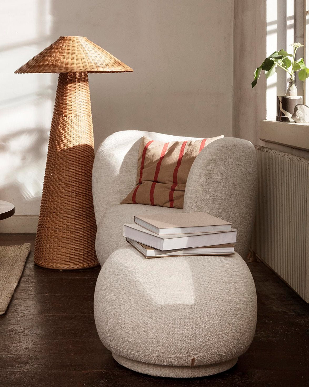 Rico Lounge Chair Boucle Off White