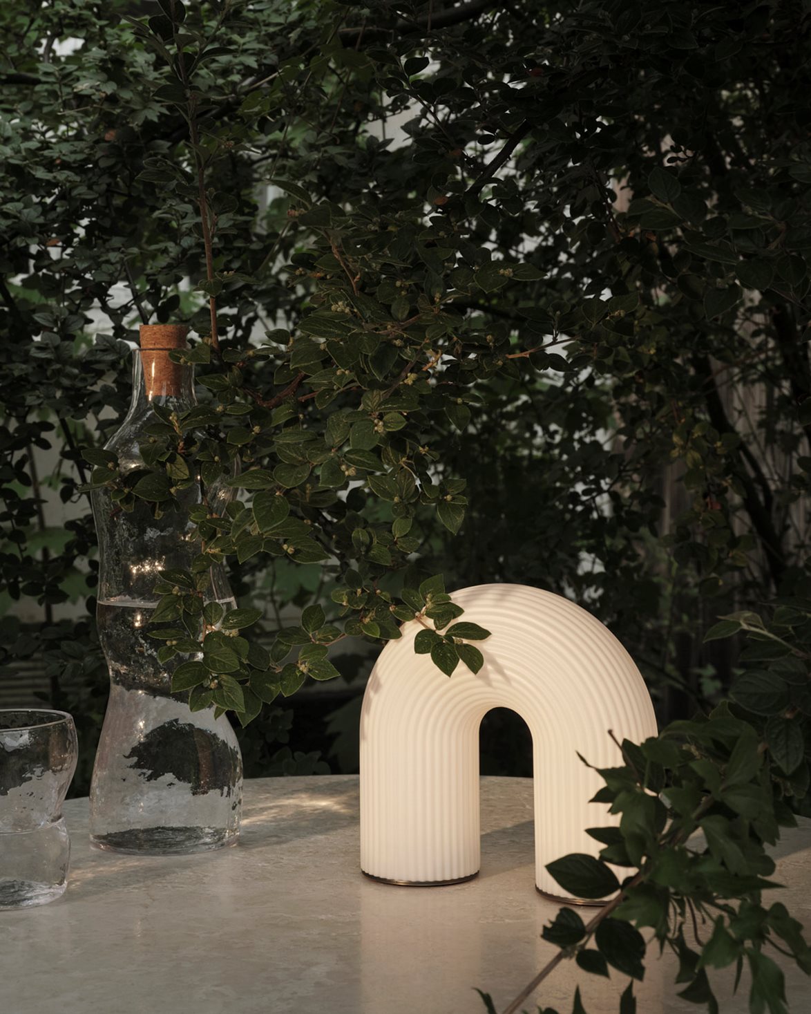 Vuelta Portable Lamp White