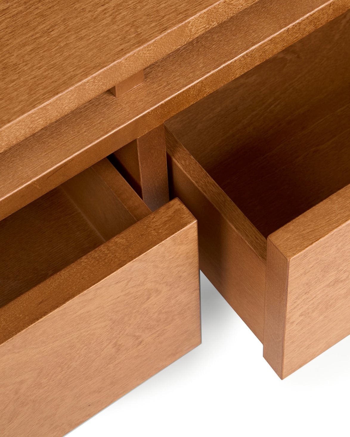 Ratio Console Warm Brown Birch