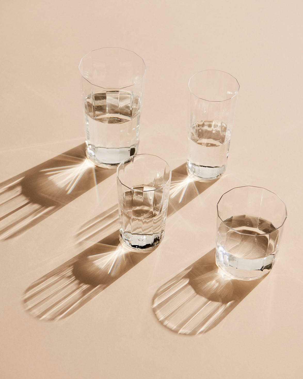 Angle Glass M Clear