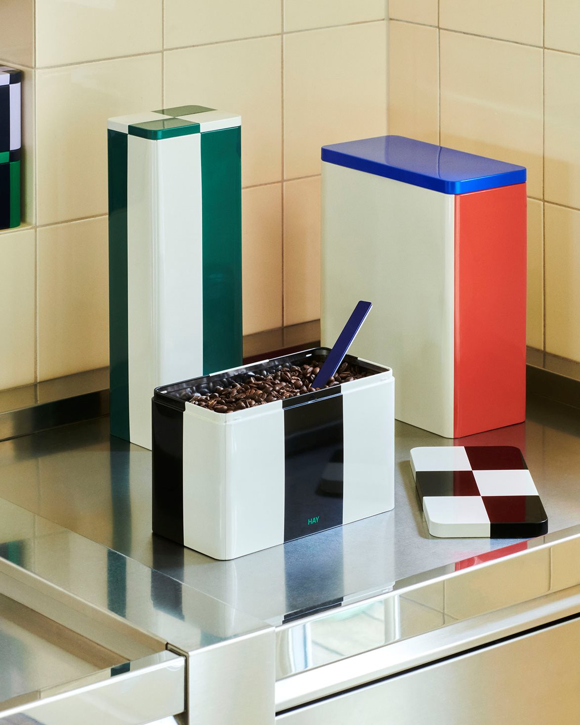 Tin Container Medium Black Off White