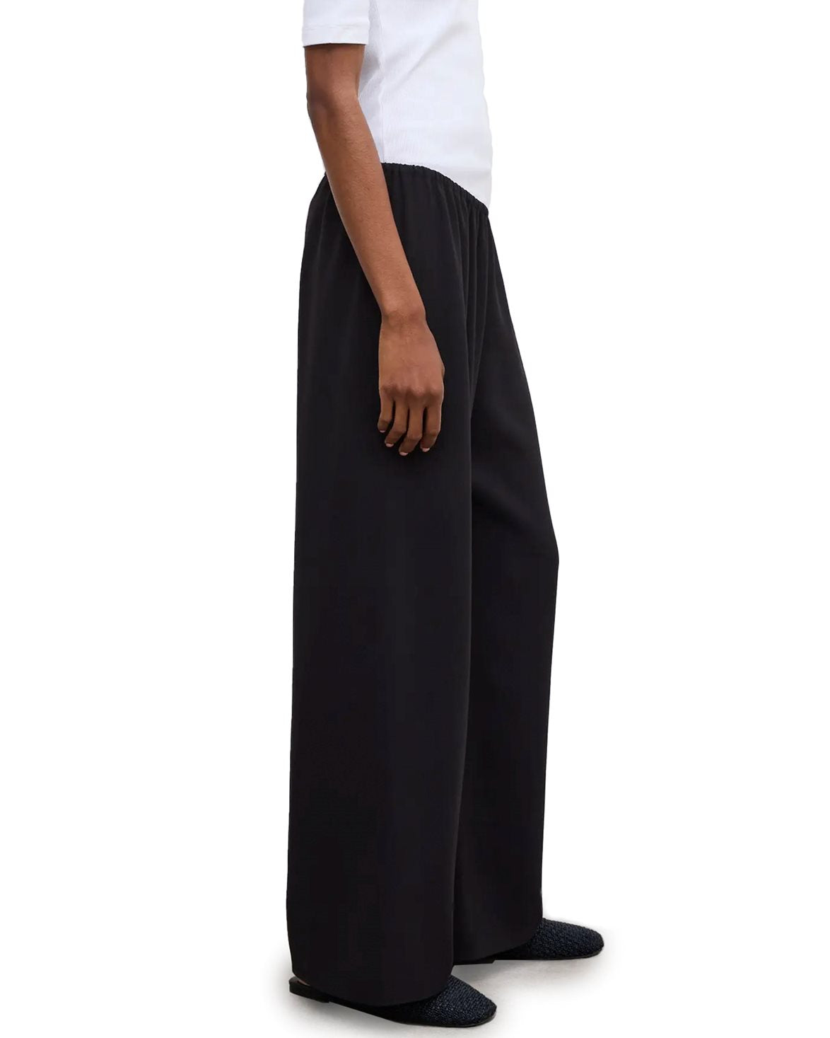 Fluid Crepe Trousers Black