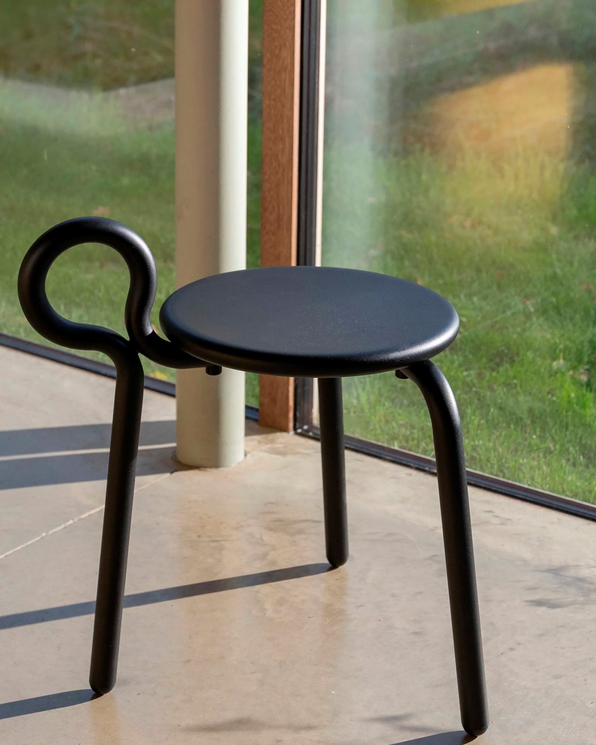 Stool Lasso Black