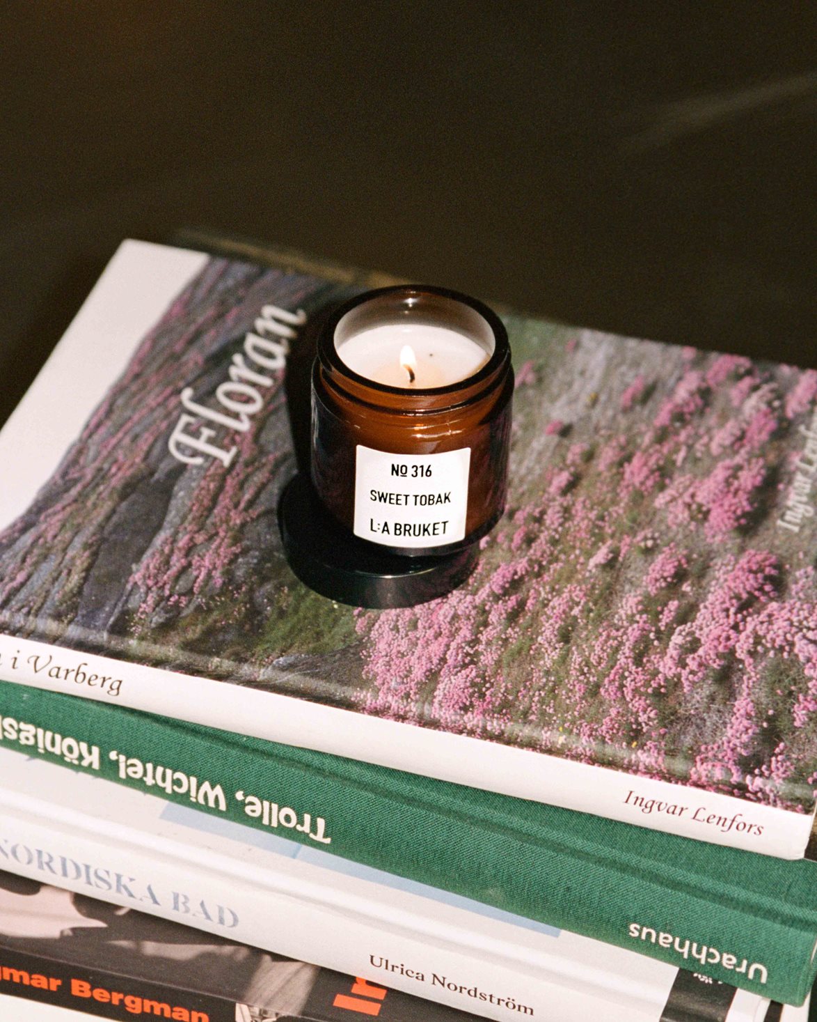 316 Scented Candle Sweet Tobak
