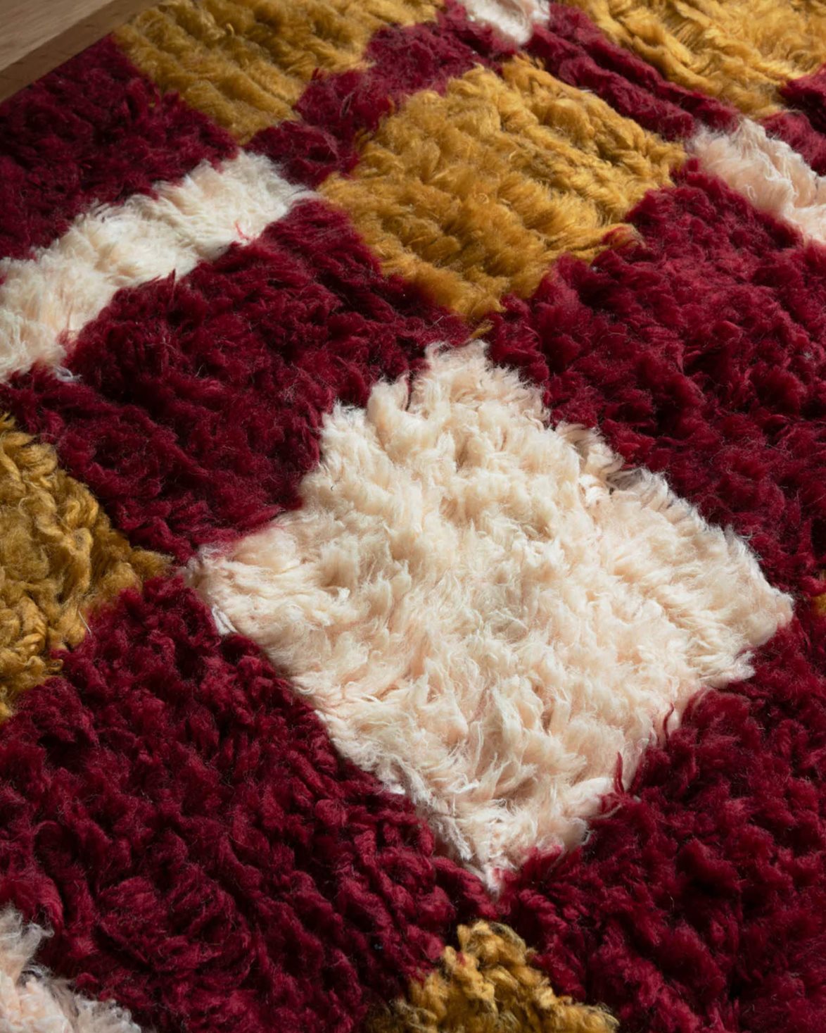 Evelina Kroon Shaggy Rug Currant Bush