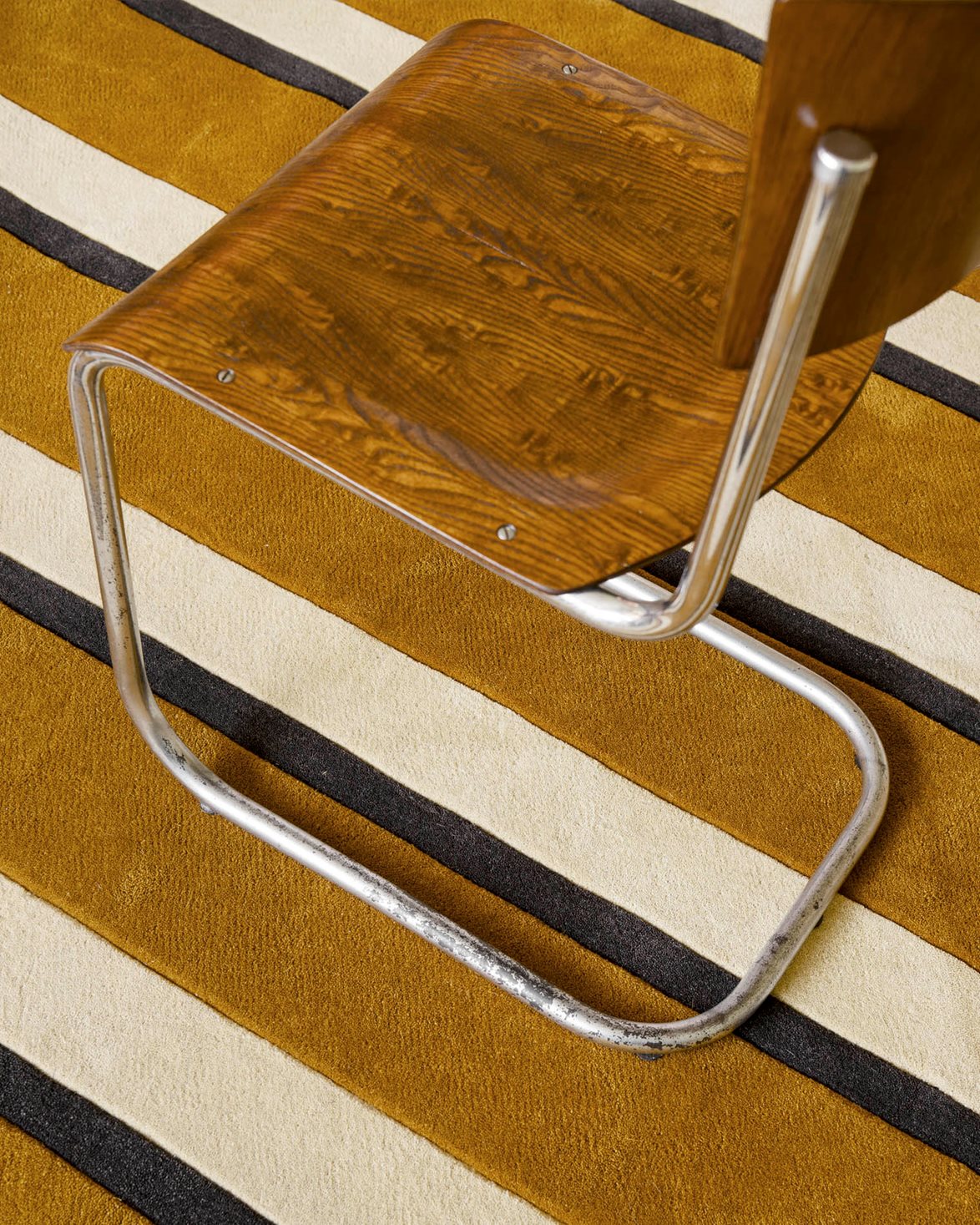 Teklan Diagonal Rug Sand