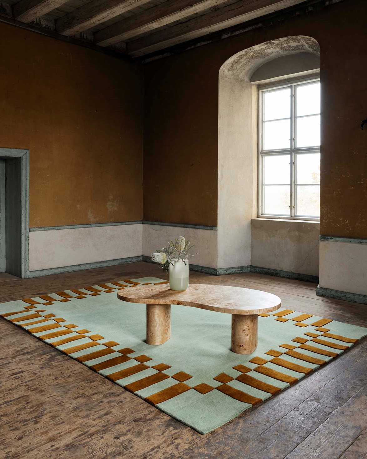 Teklan Frame Wool Rug Pistachio Camel