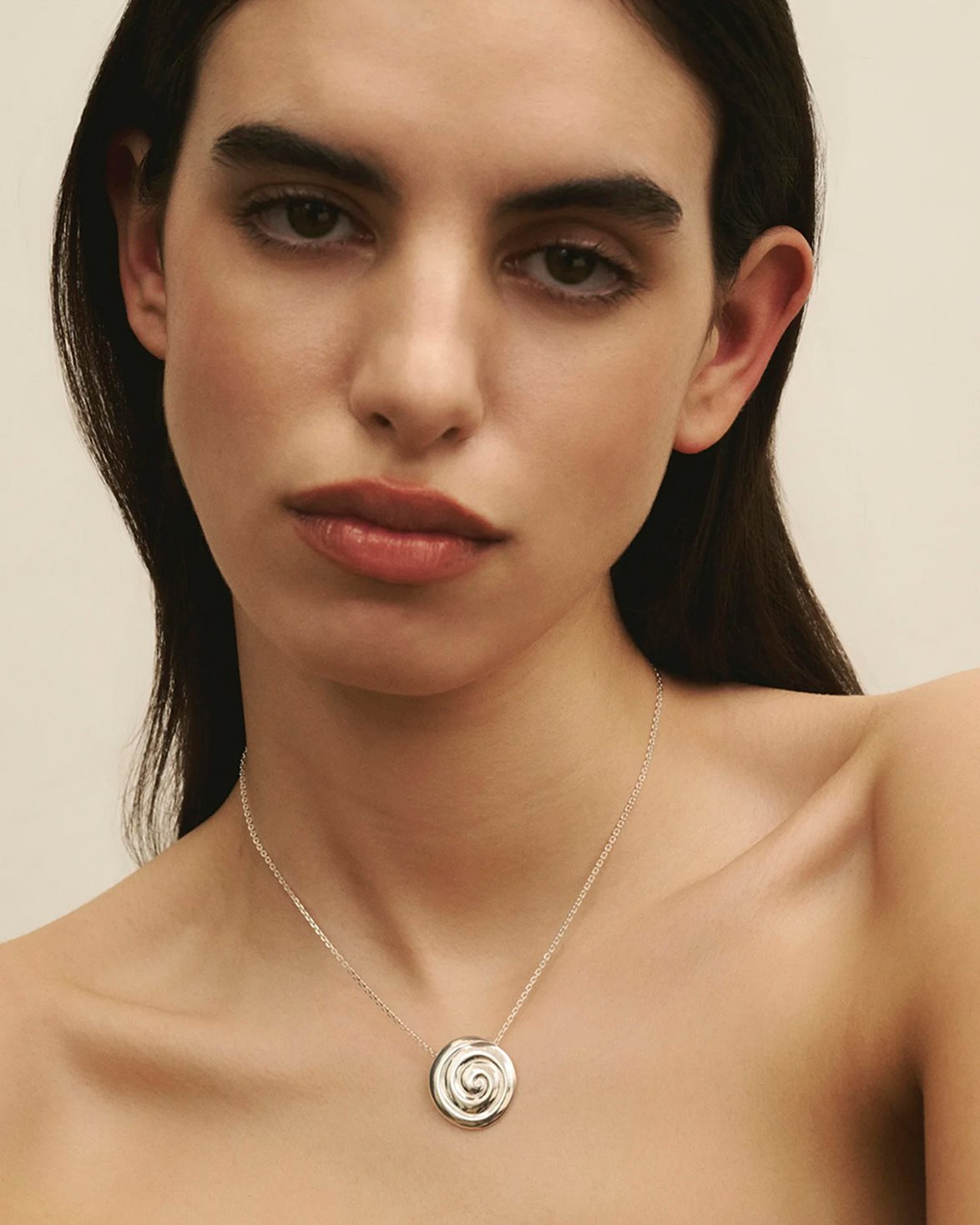 Uzu Mid Necklace Silver