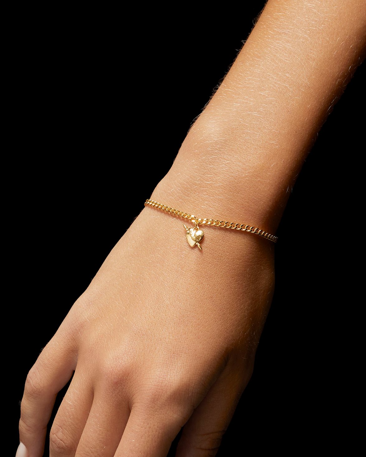 Tiny Tuvstarr's Heart Bracelet Gold