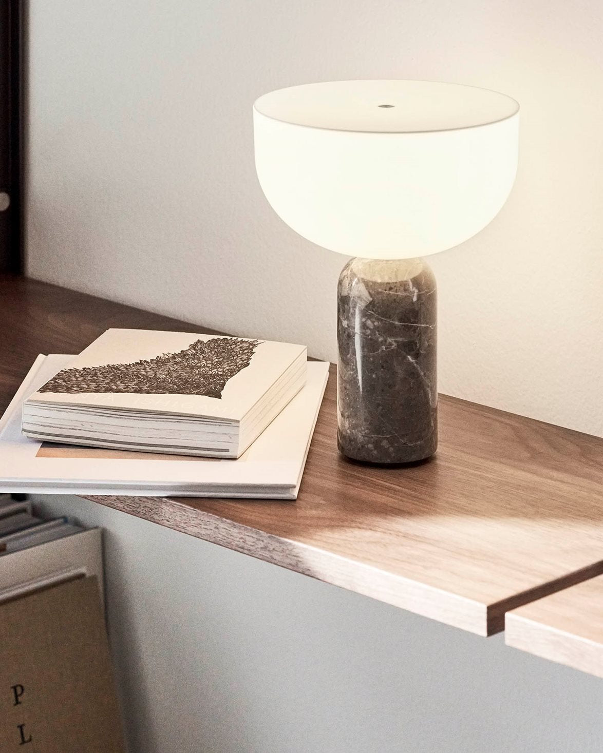 Kizu Portable Table Lamp Gris Du Marais