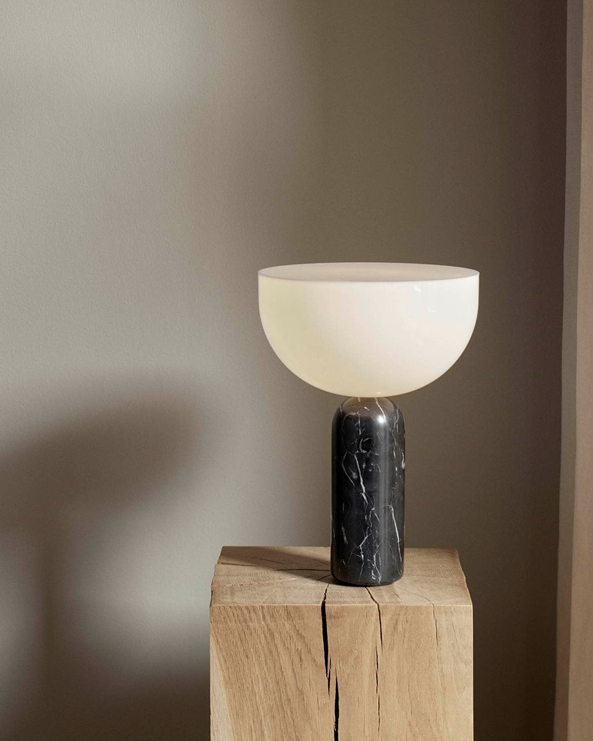 Kizu Table Lamp Small Black Marble