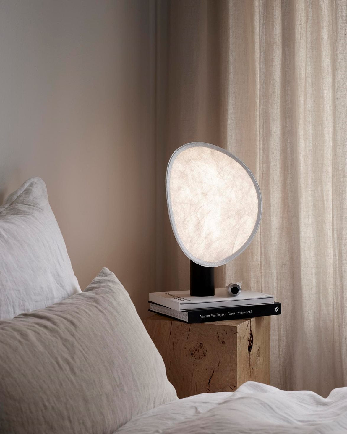 Tense Portable Table Lamp Black