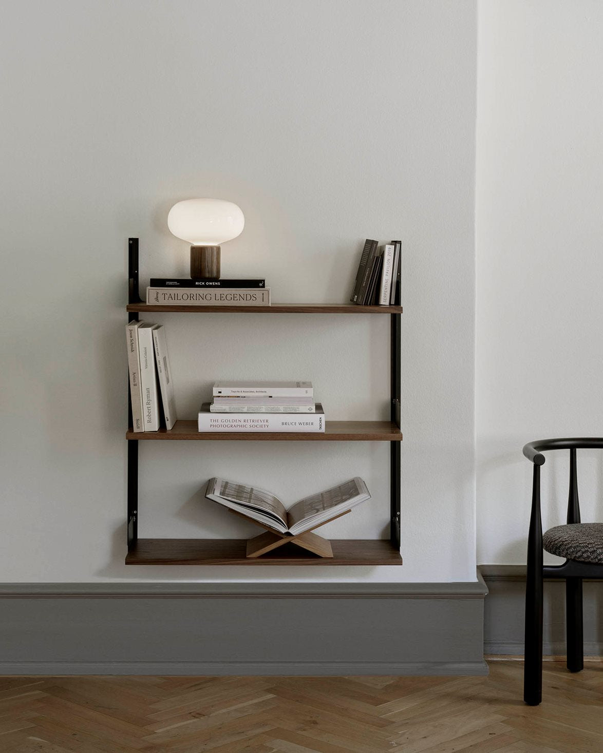 Wall Shelf 900