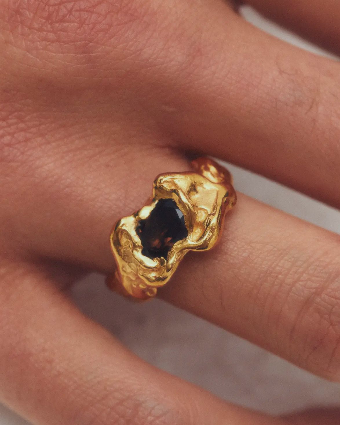 Ola Ring Brown Gold