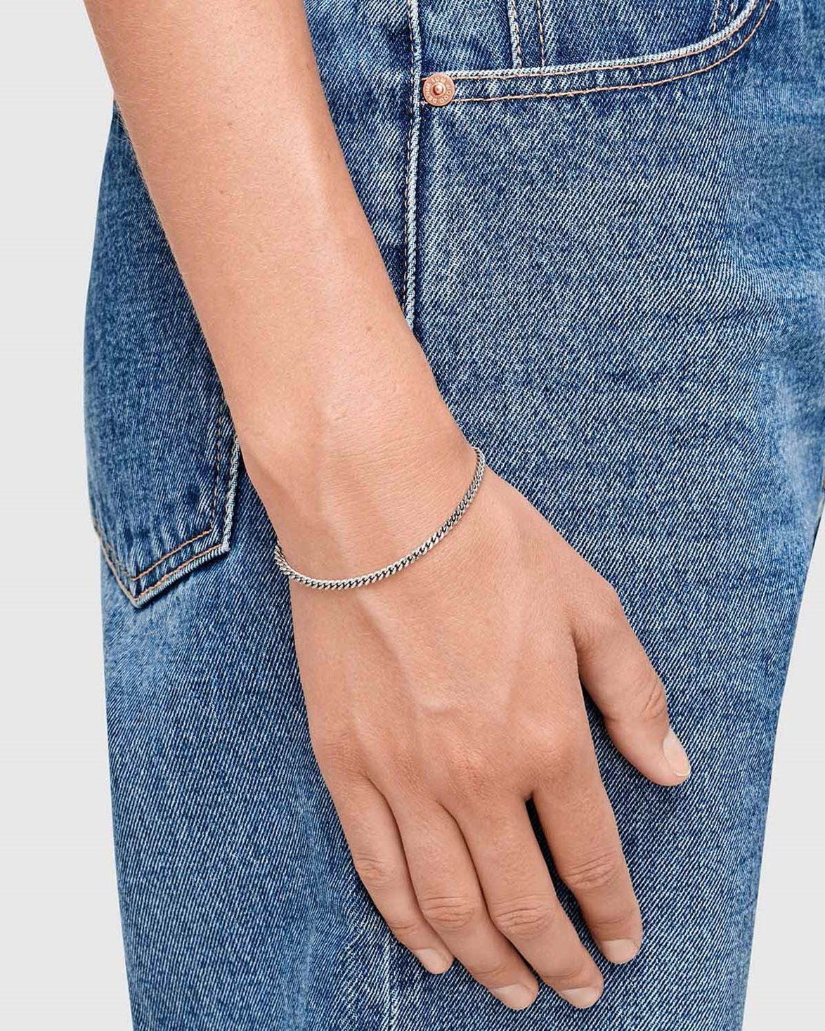 Curb Bracelet M Silver