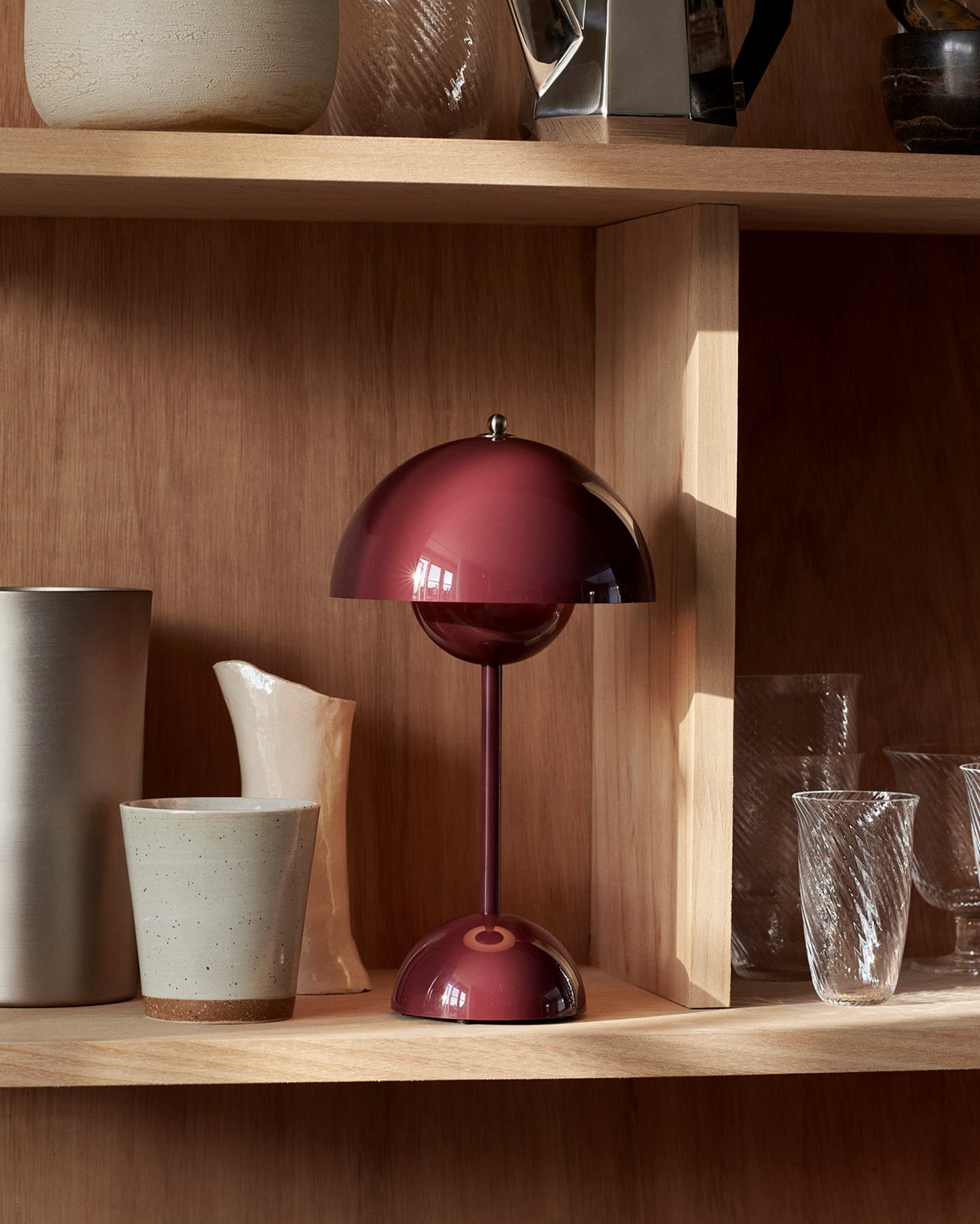 Flowerpot Portable Lamp VP9 Dark Plum