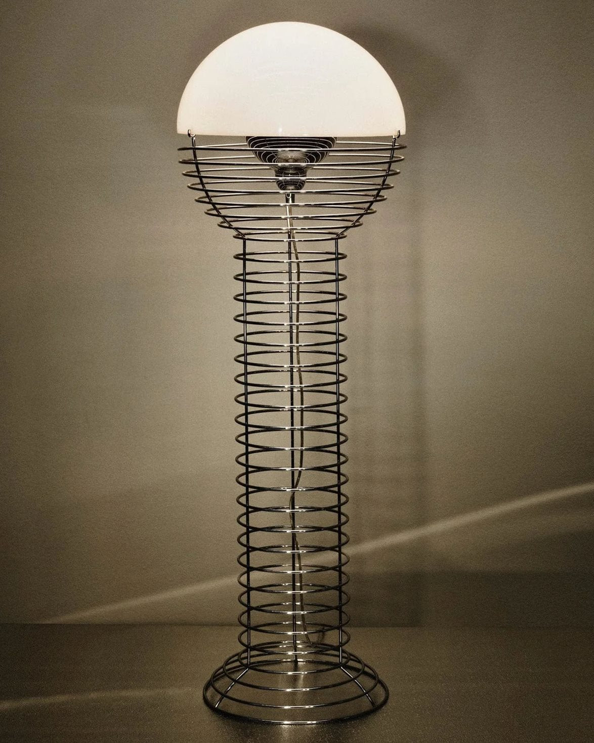 Wire Floor Lamp Chrome/White
