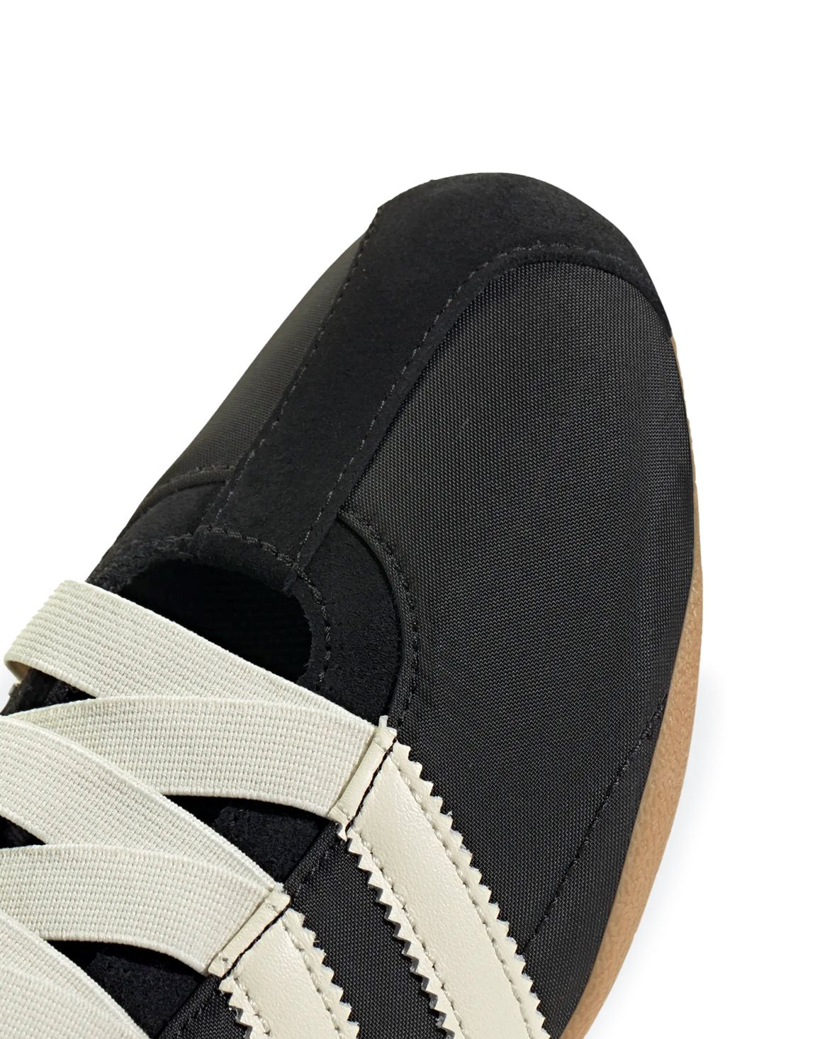 Tokyo Mary Jane Shoes Core Black/Cream White/Gold Metallic