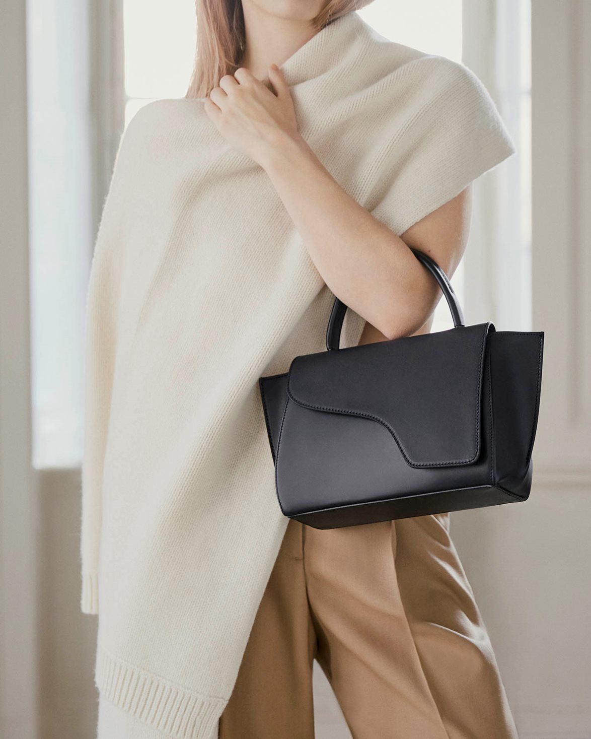Arezzo Handbag Black