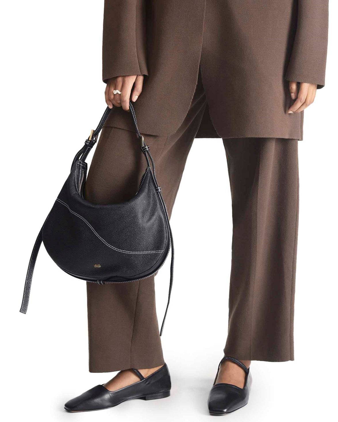 Liveri Small Hobo Bag Black/Contrast Stitch