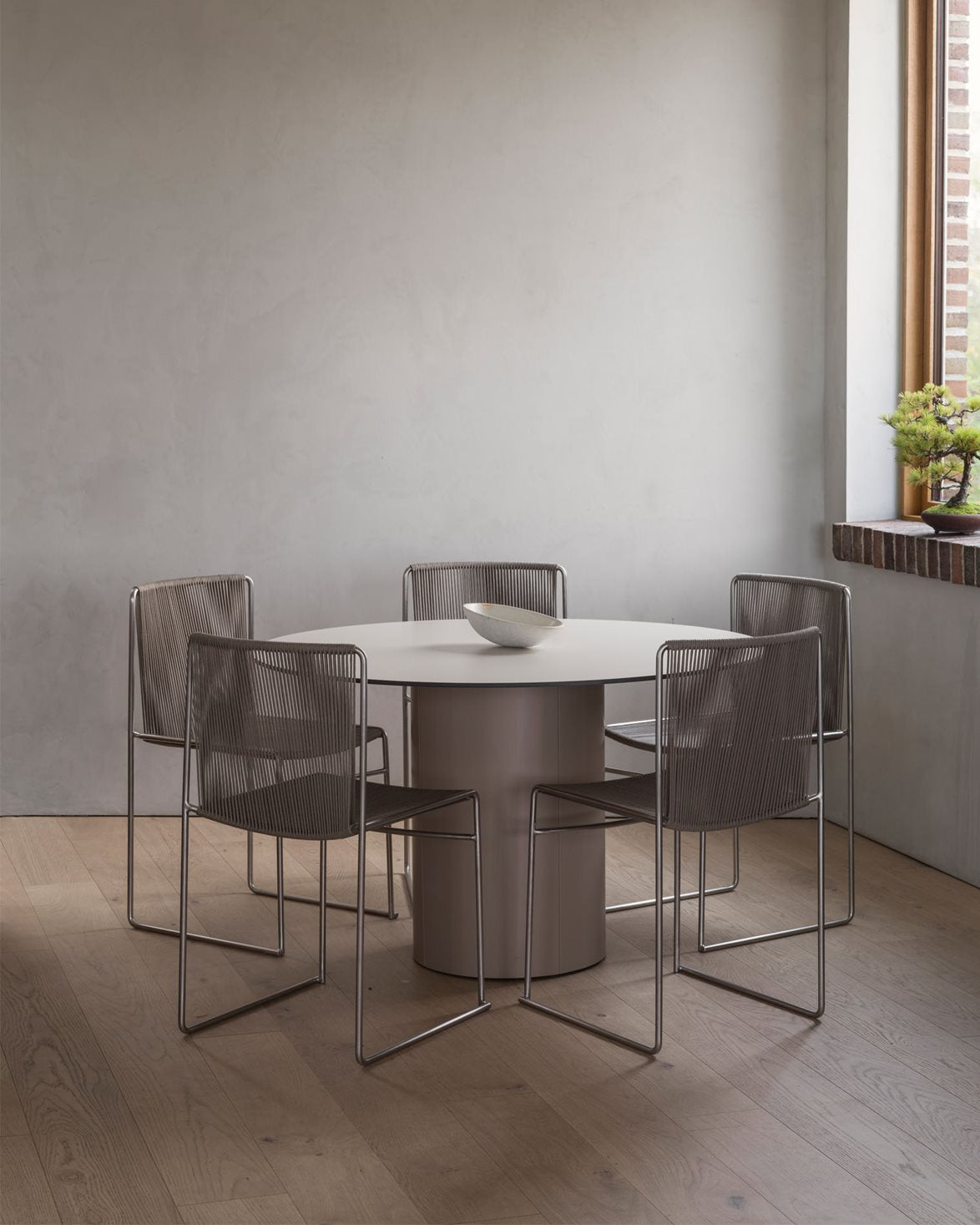 Zero Single Table Grey Beige