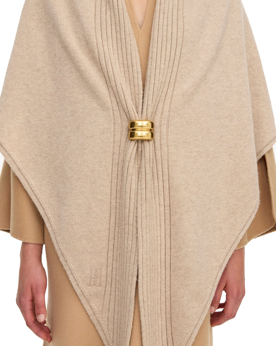 Ouna Brooche Gold
