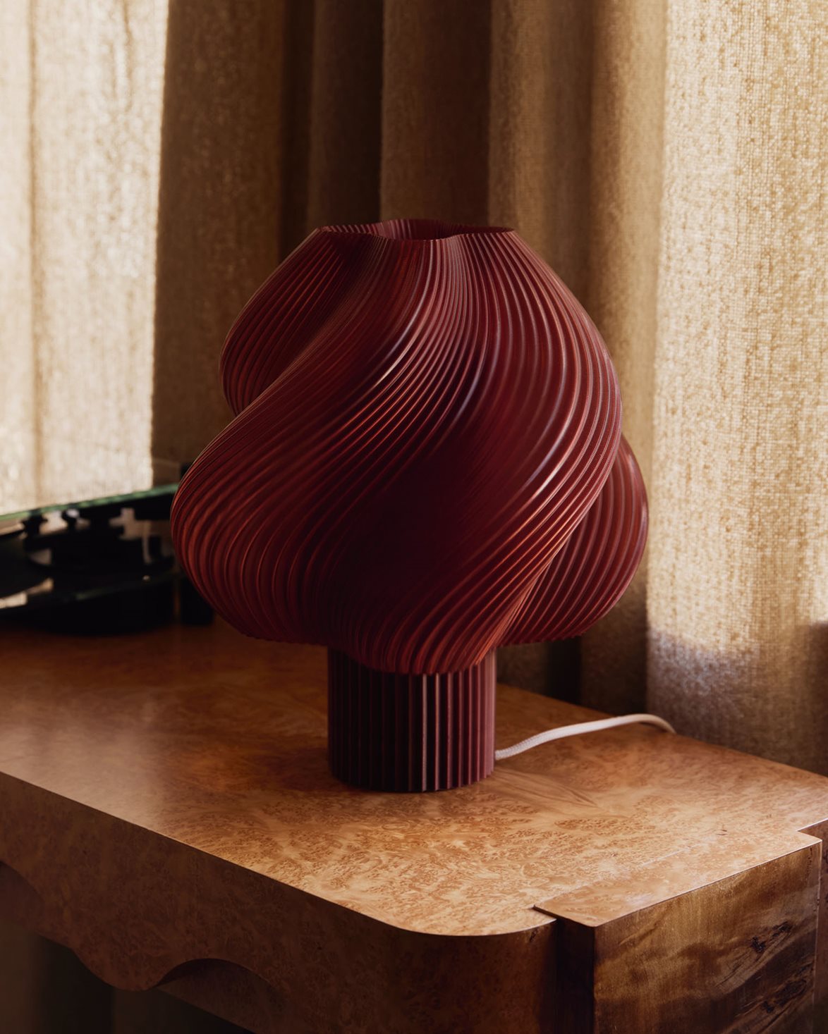 Soft Serve Table Lamp Grande Cherry