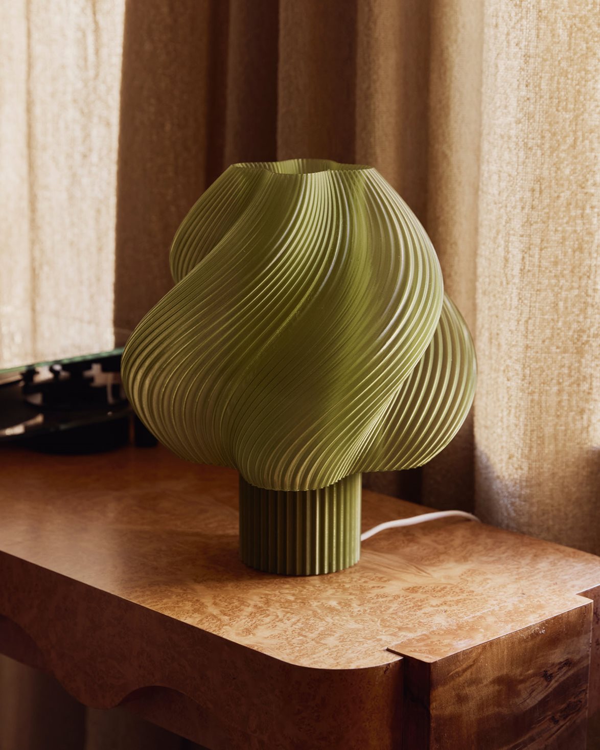 Soft Serve Table Lamp Grande Olive