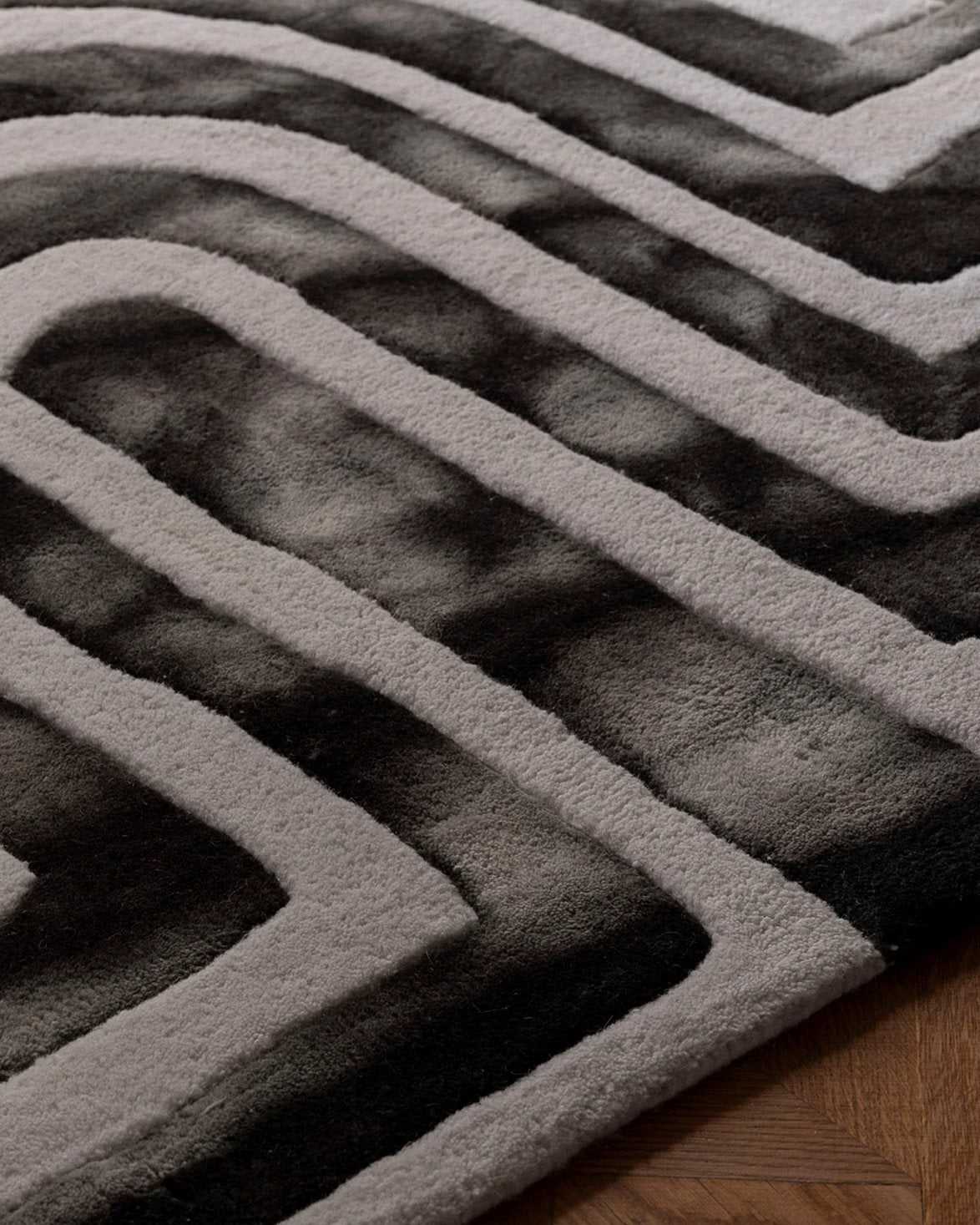 Psychedelic Labyrinth Rug Charcoal
