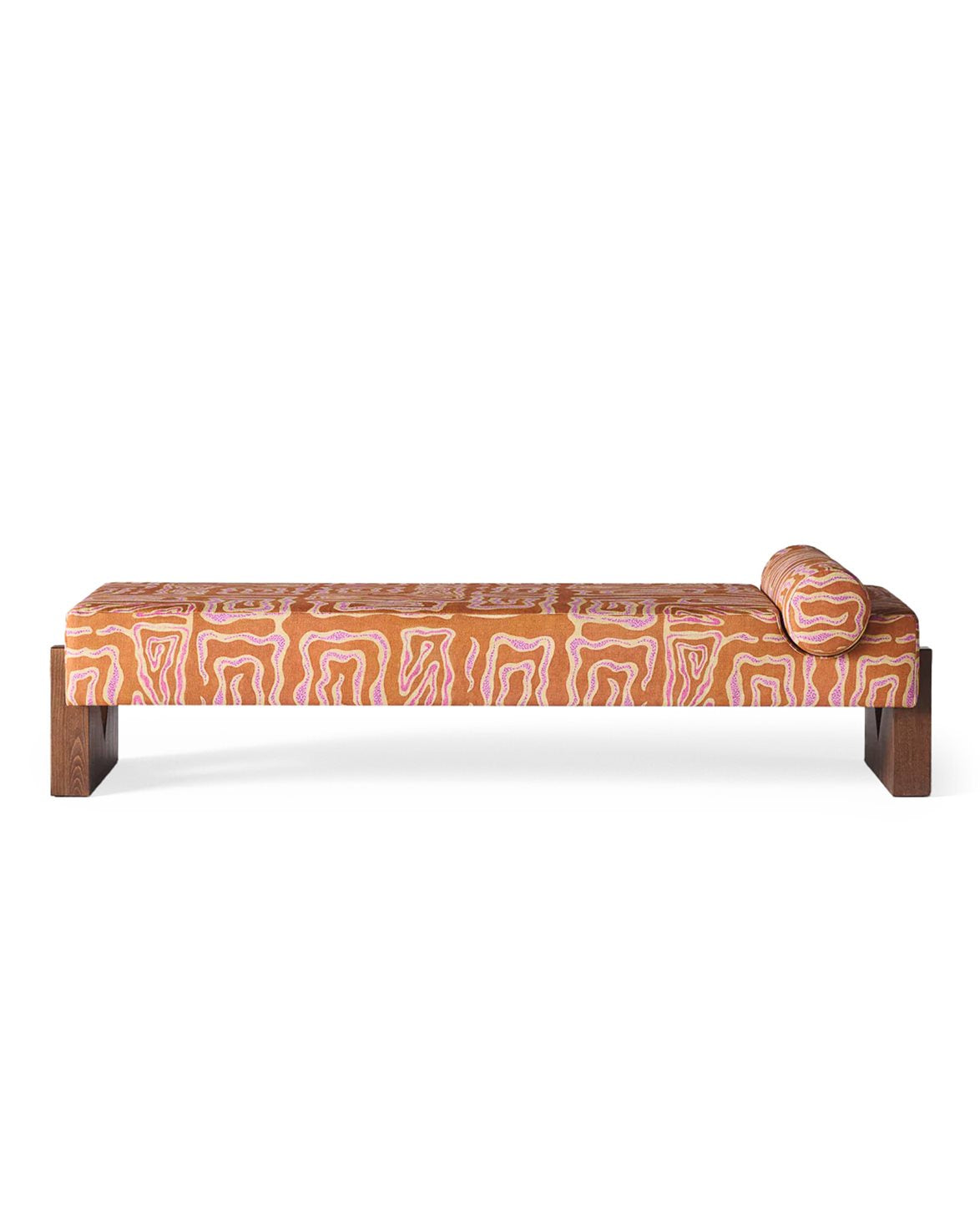 V Daybed Beaten Track Peach