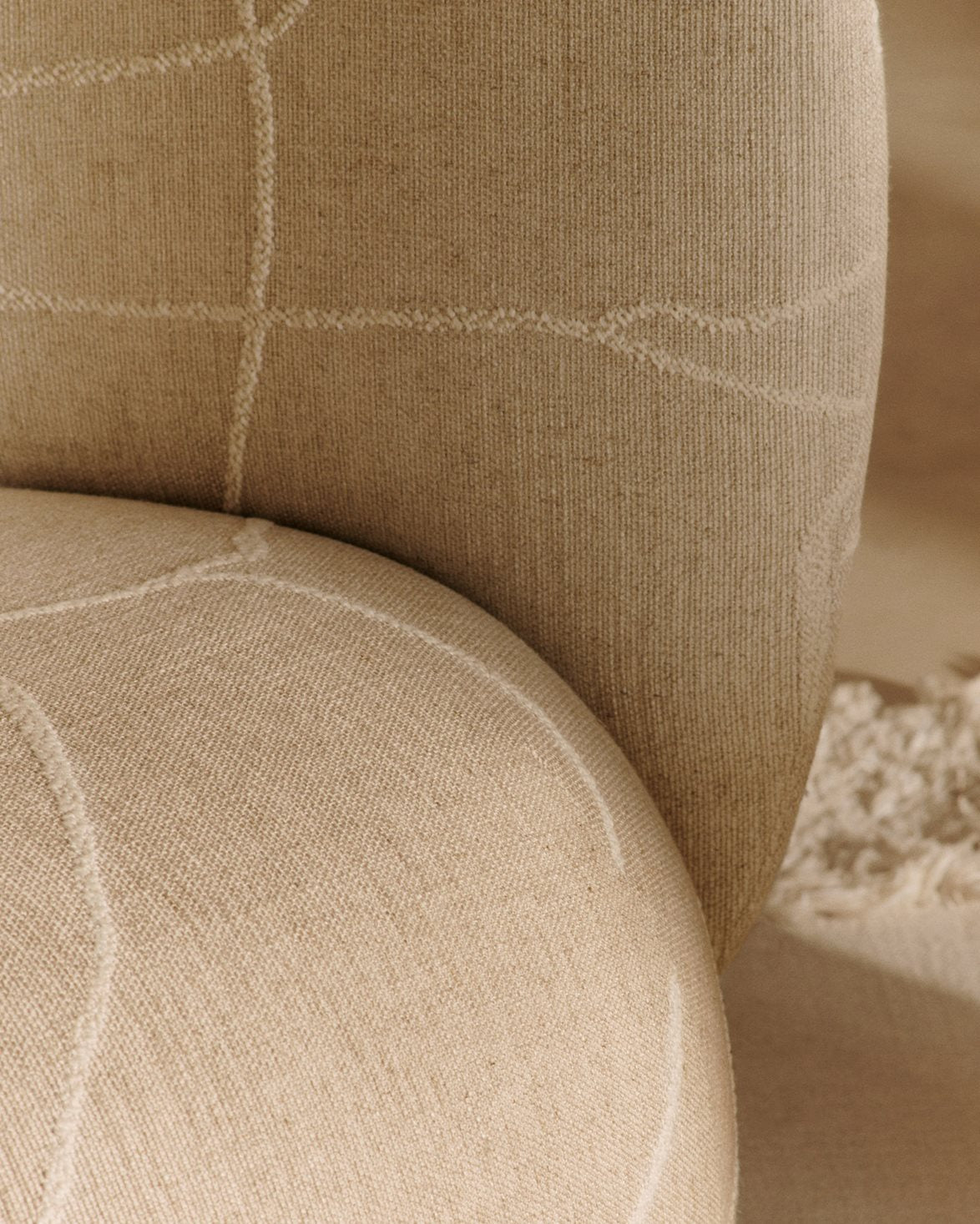 Rico Lounge Chair Utzon-Can Lis Sand/Off White